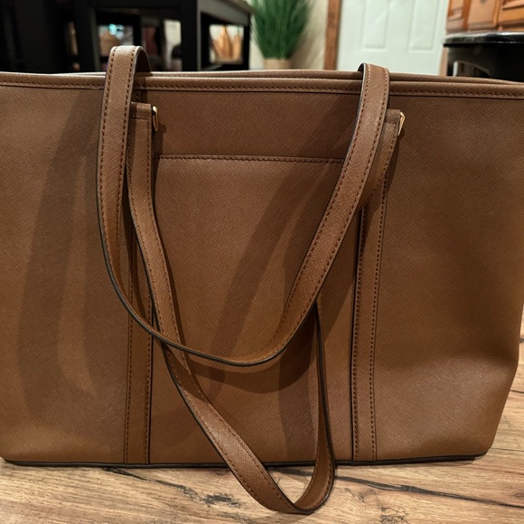 Michael Kors Tan Tote with Gold Accents - Picture 5 of 10